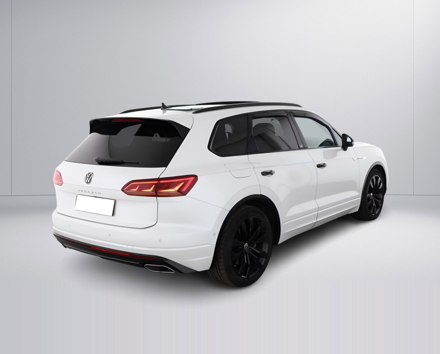 Volkswagen Touareg 4Motion R LINE (3)