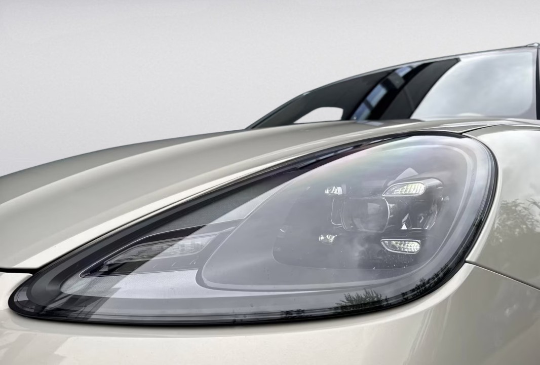 Porsche Cayenne E-Hybrid - foto 19