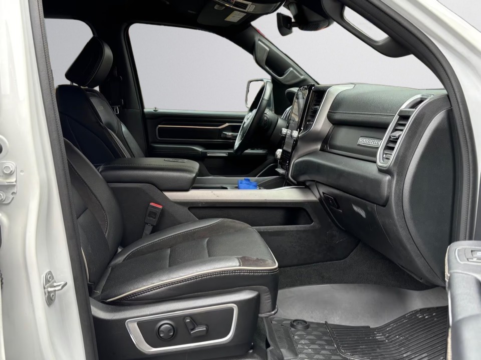 Dodge RAM 1500 Laramie - foto 19