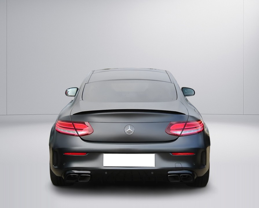Mercedes-Benz C 63 AMG Coupe (5)
