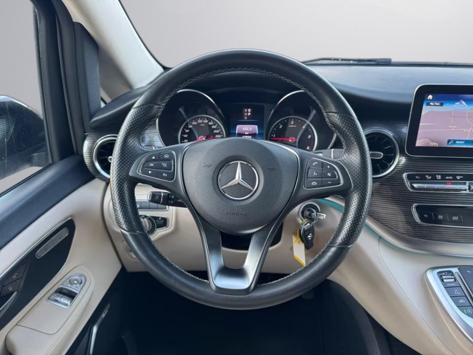 Mercedes-Benz V 250d 4MATIC - foto 9