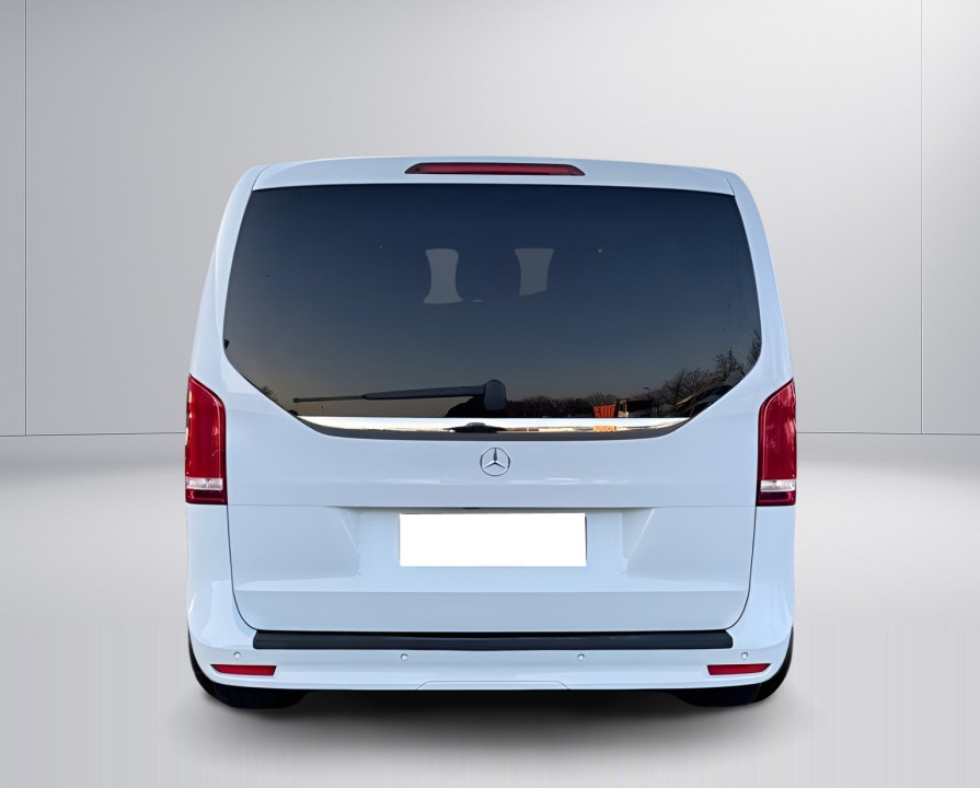 Mercedes-Benz V 250d 4MATIC (4)