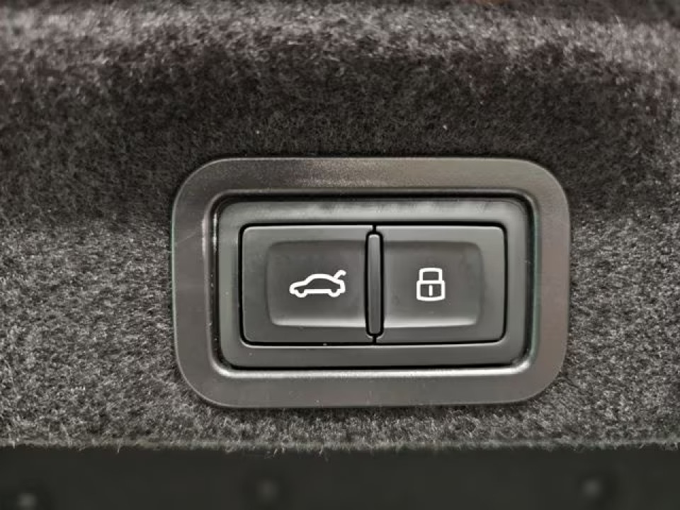 Audi A6 - foto 22