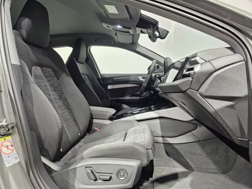Audi A6 - foto 14