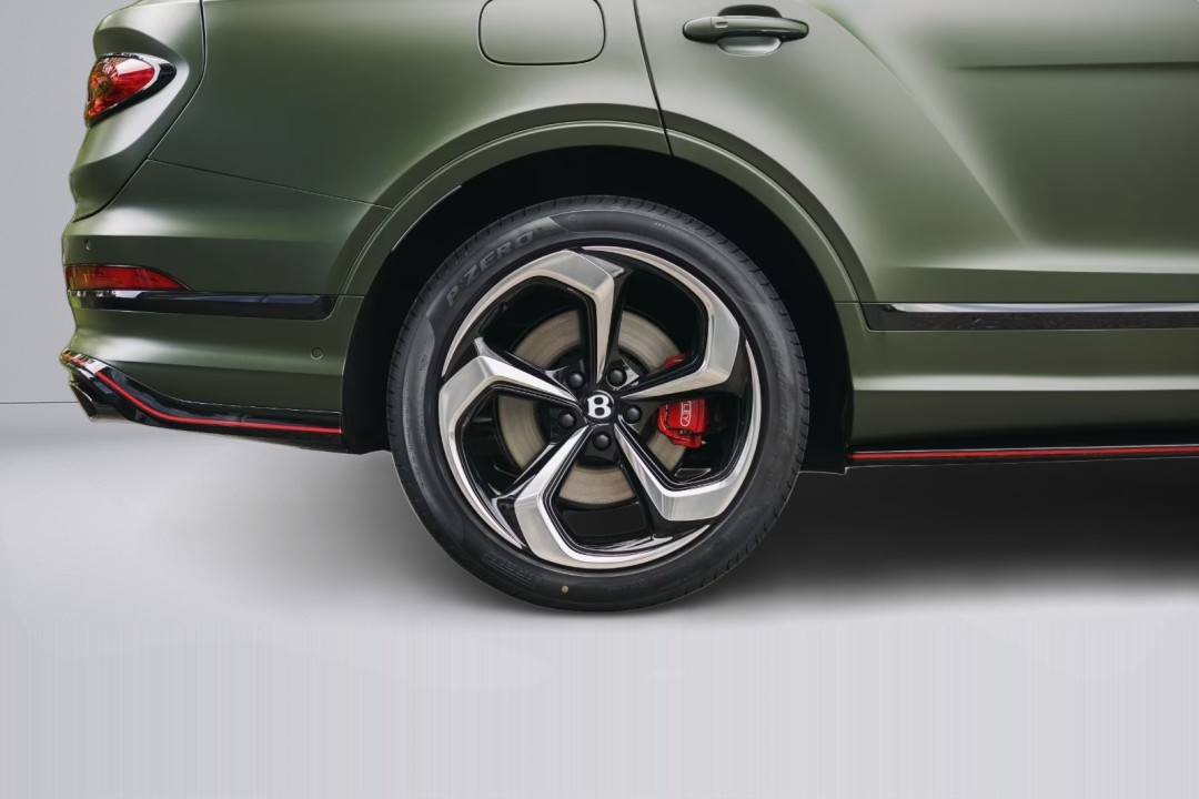 Bentley Bentayga V8 S Black Edition - foto 33