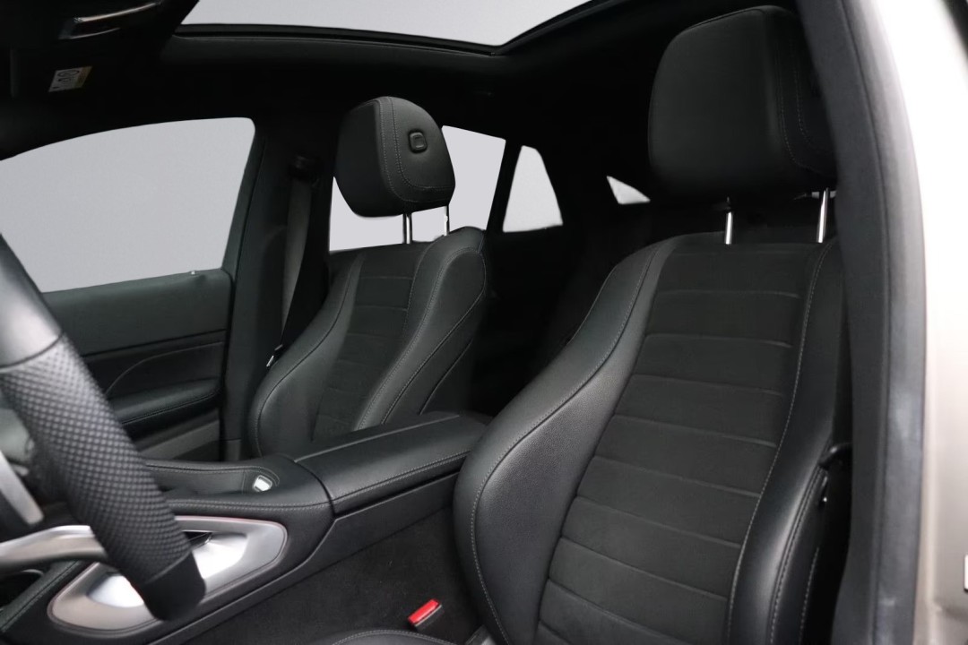 Mercedes-Benz GLE Coupé 350e 4MATIC AMG - foto 8
