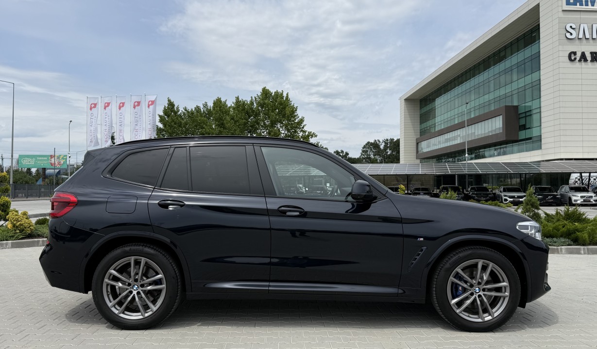 BMW X3 xDrive30i M-Sport (2)