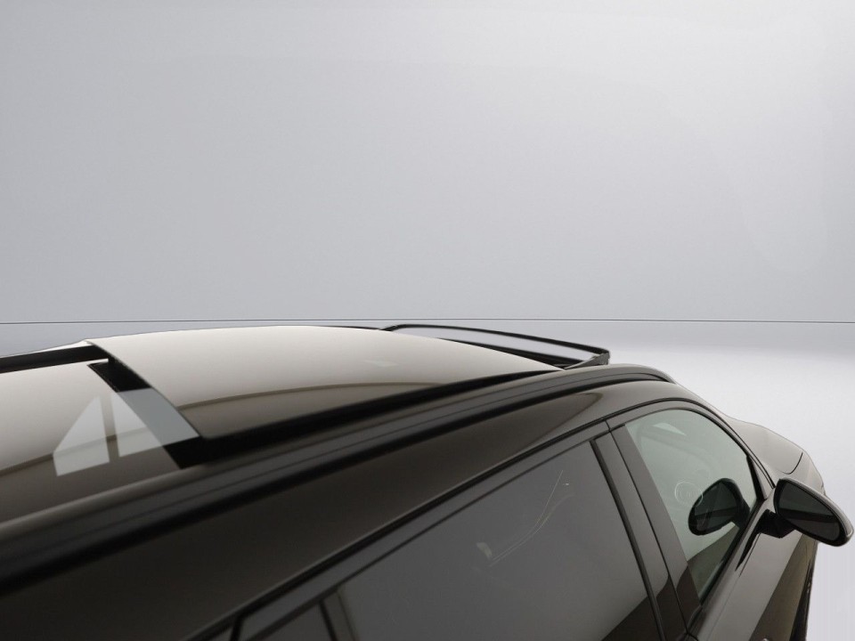 Mercedes-Benz GLC 300 4MATIC - foto 28