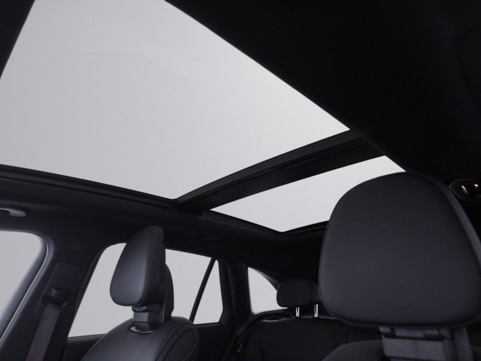 Mercedes-Benz GLC 300 4MATIC - foto 20