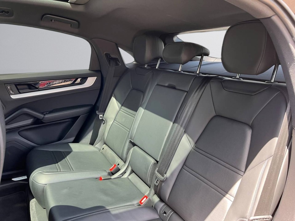 Porsche Cayenne Coupe E-Hybrid - foto 8