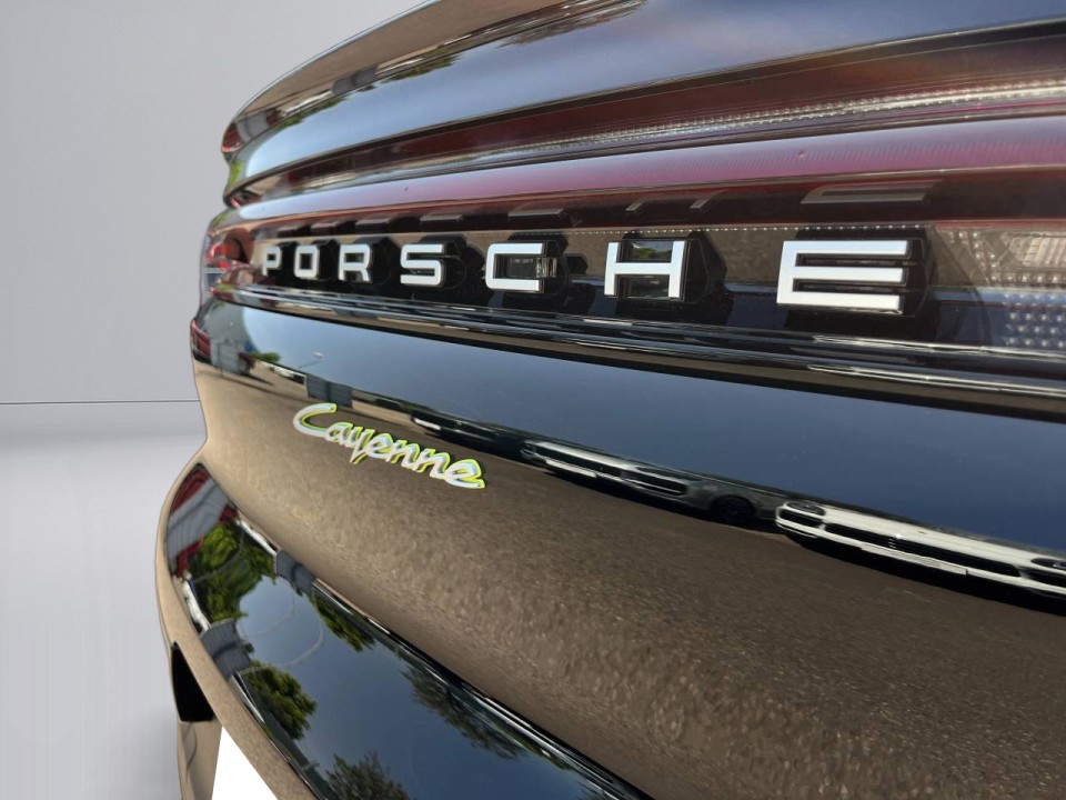 Porsche Cayenne Coupe E-Hybrid - foto 19