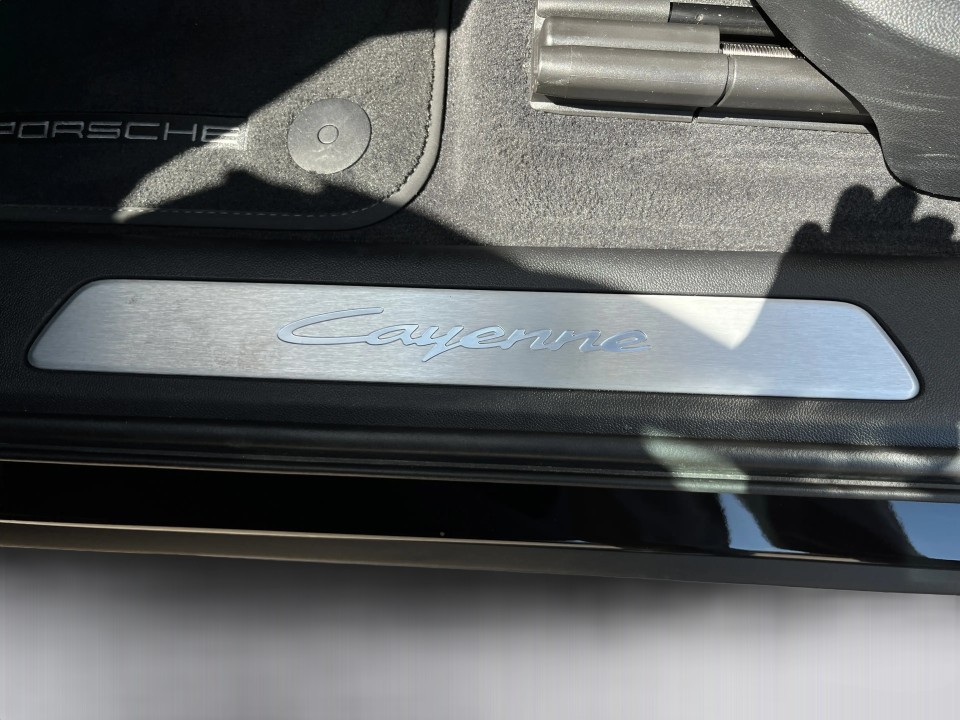Porsche Cayenne Coupe E-Hybrid - foto 16