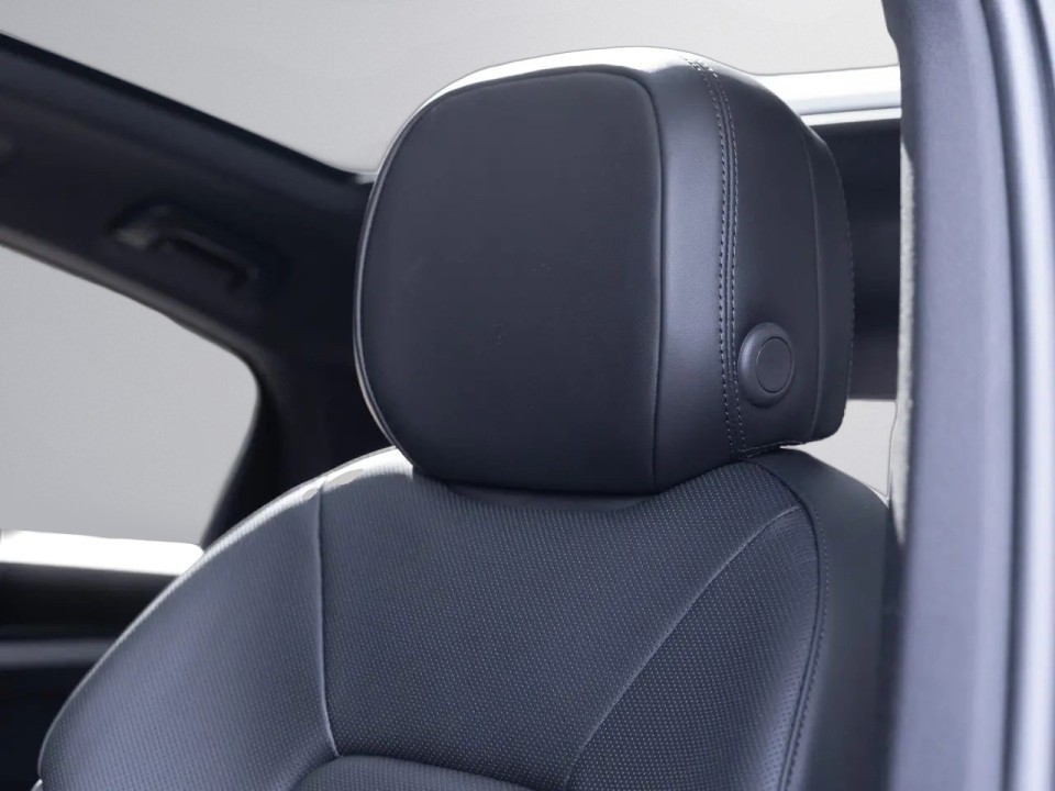 Porsche Cayenne Coupe E-Hybrid - foto 19