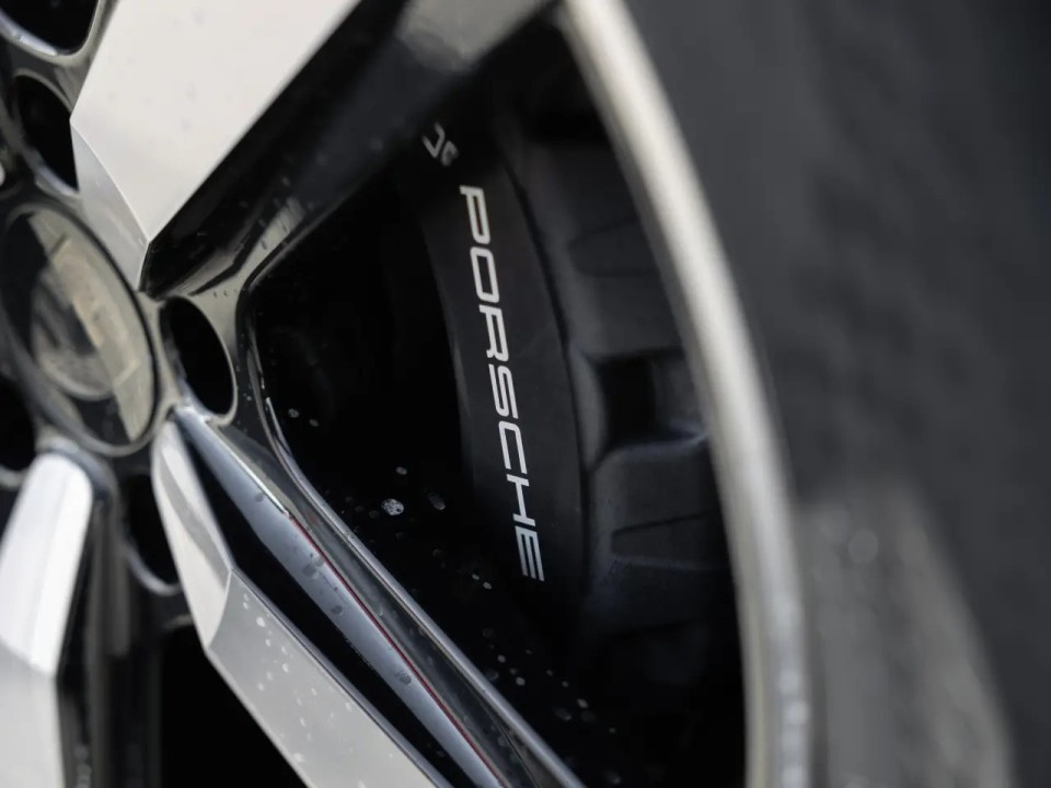Porsche Cayenne Coupe E-Hybrid - foto 34