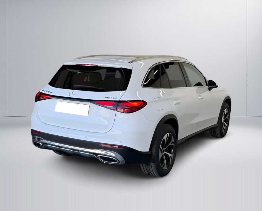 Mercedes-Benz GLC 300de 4MATIC (3)
