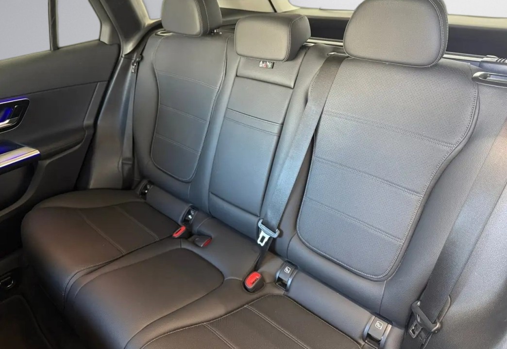 Mercedes-Benz GLC 300de 4MATIC - foto 13
