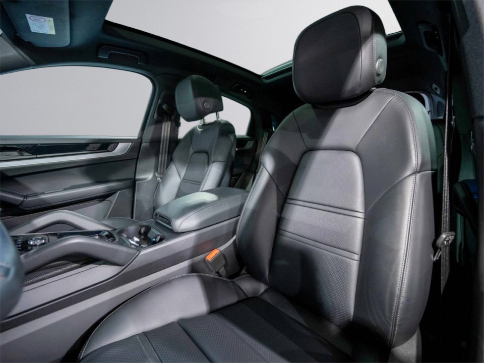 Porsche Cayenne Coupe E-Hybrid - foto 6