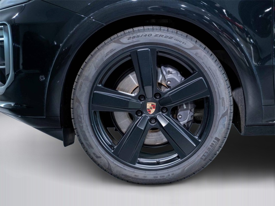 Porsche Cayenne Coupe E-Hybrid - foto 28