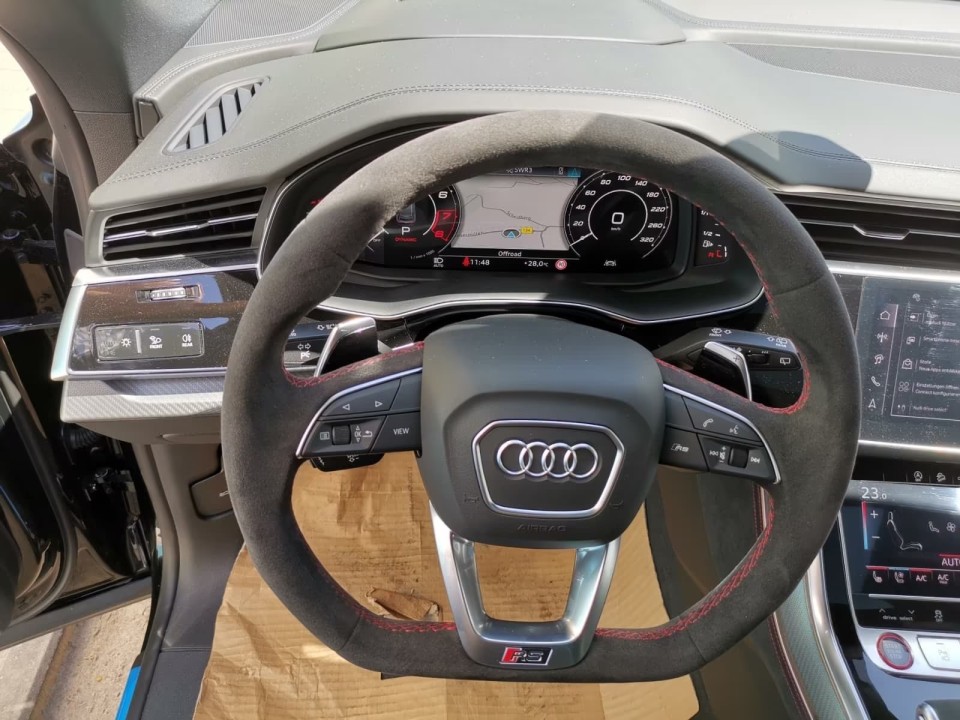 Audi RS Q8 - foto 8