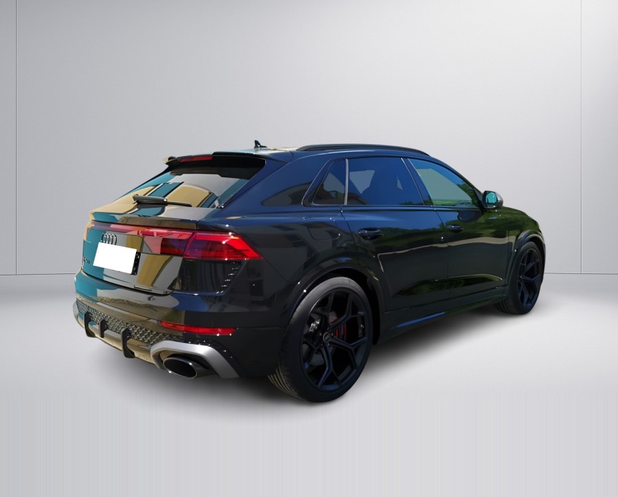 Audi RS Q8 (3)
