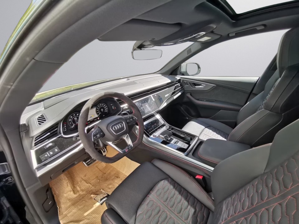 Audi RS Q8 - foto 9
