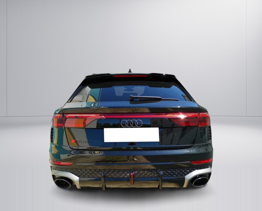 Audi RS Q8 (4)