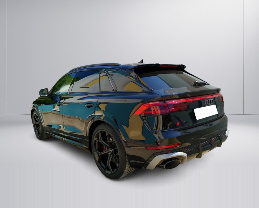Audi RS Q8 (5)