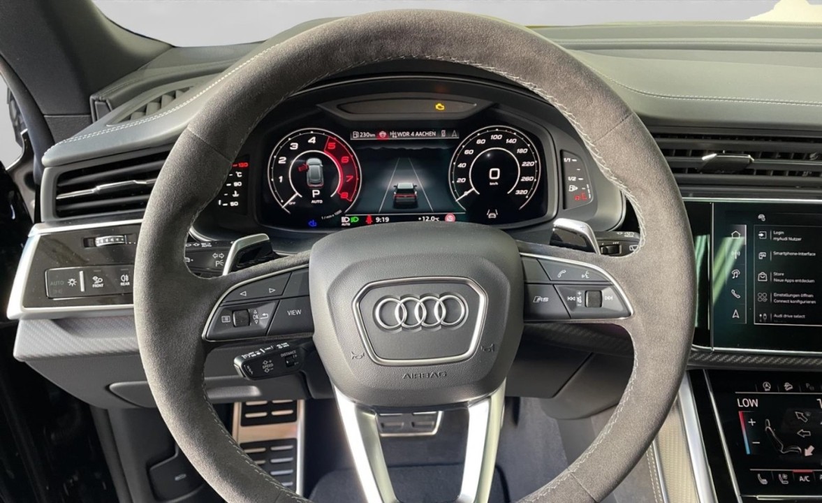 Audi RS Q8 - foto 10