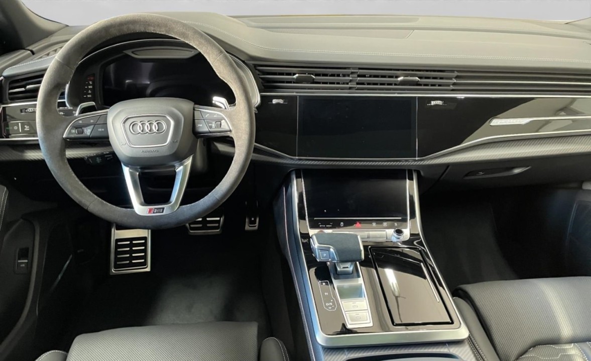 Audi RS Q8 - foto 9
