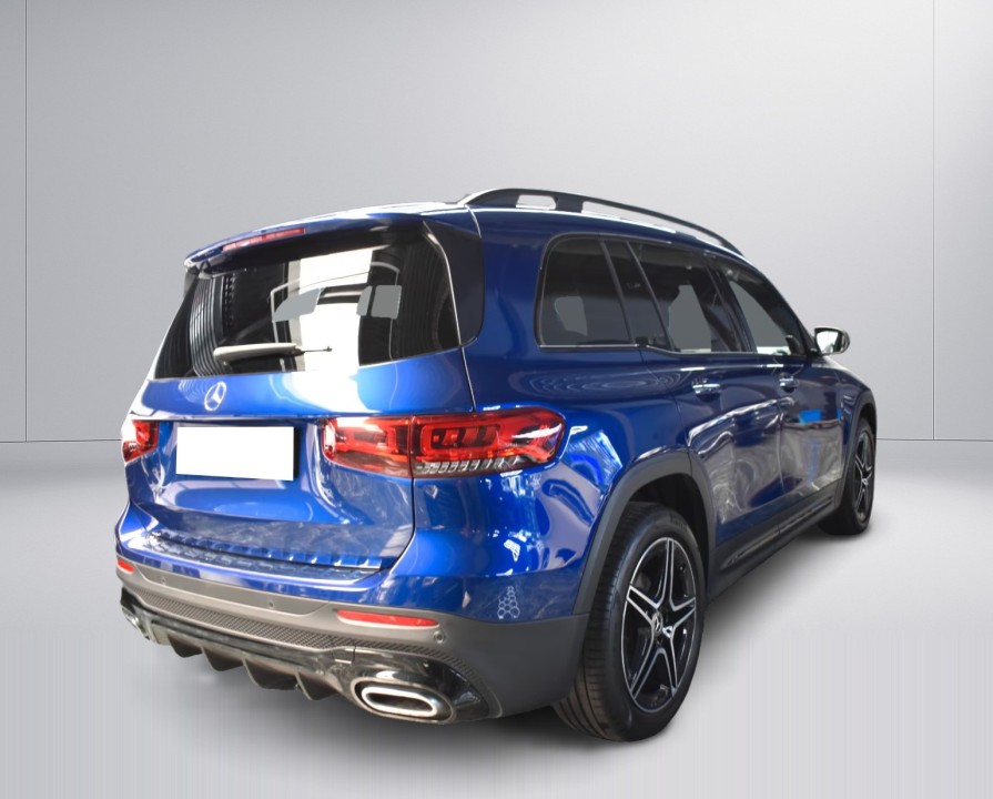 Mercedes-Benz GLB 200d AMG (4)