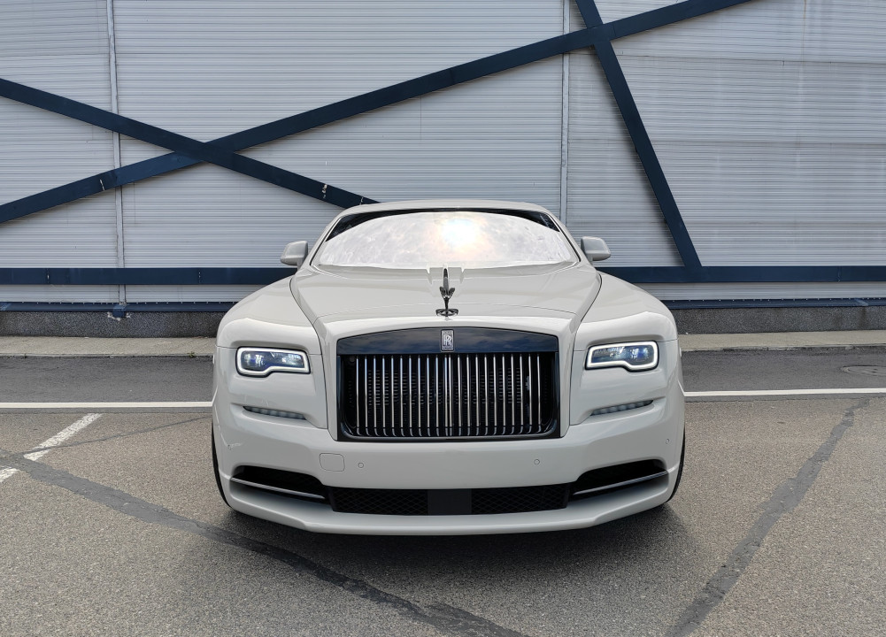 Rolls-Royce Wraith 6.6 V12 Black Badge + Mansory - foto 8
