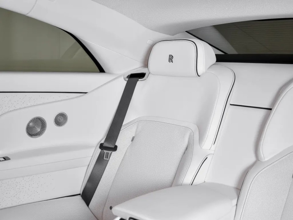Rolls-Royce Spectre - foto 10
