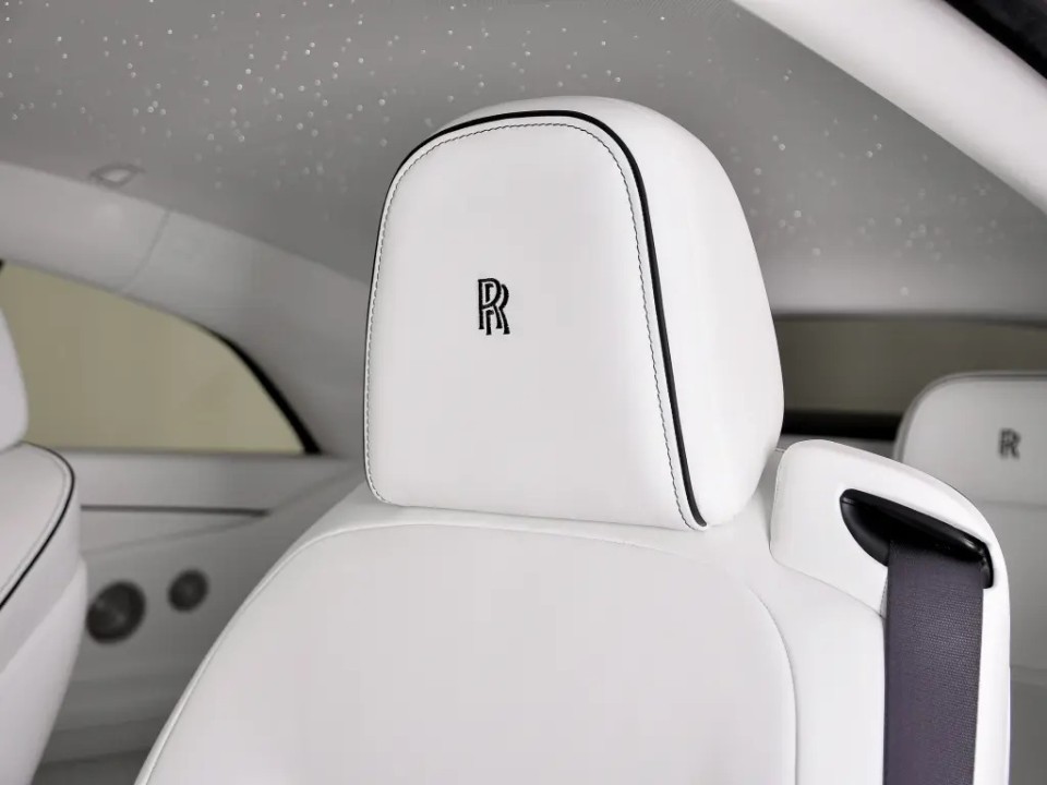 Rolls-Royce Spectre - foto 9
