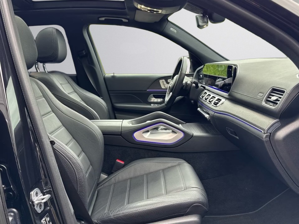 Mercedes-Benz GLE 300d 4MATIC AMG - foto 9
