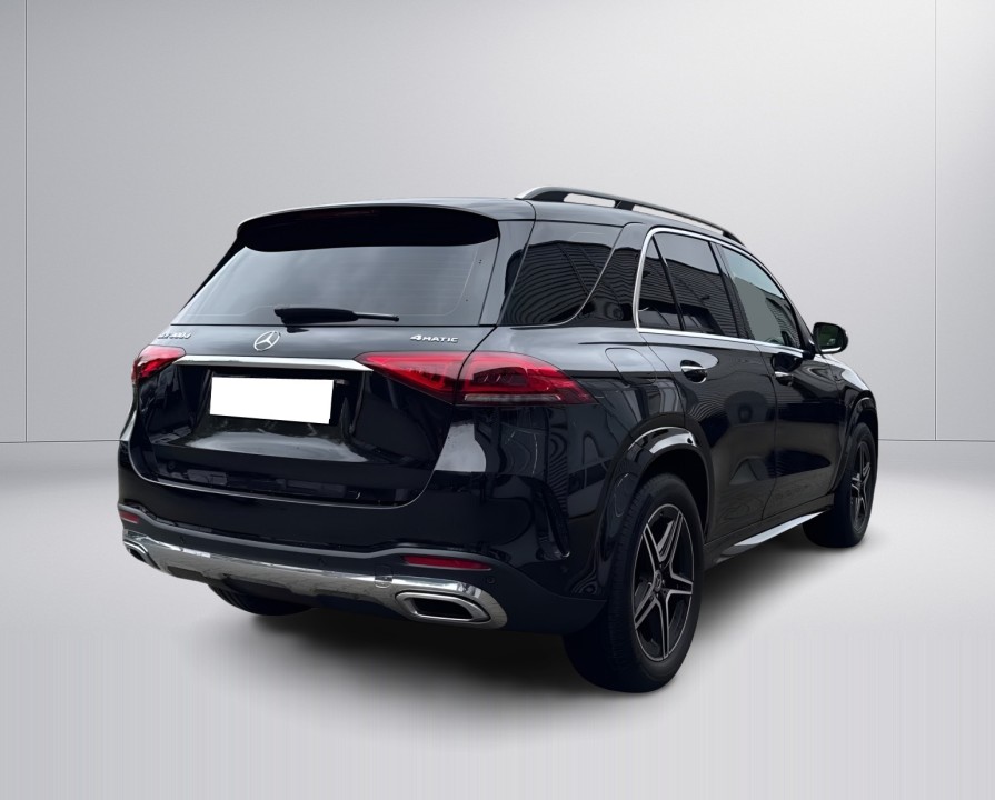 Mercedes-Benz GLE 300d 4MATIC AMG (3)