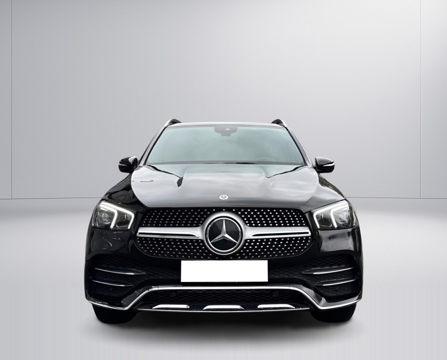 Mercedes-Benz GLE 300d 4MATIC AMG (2)