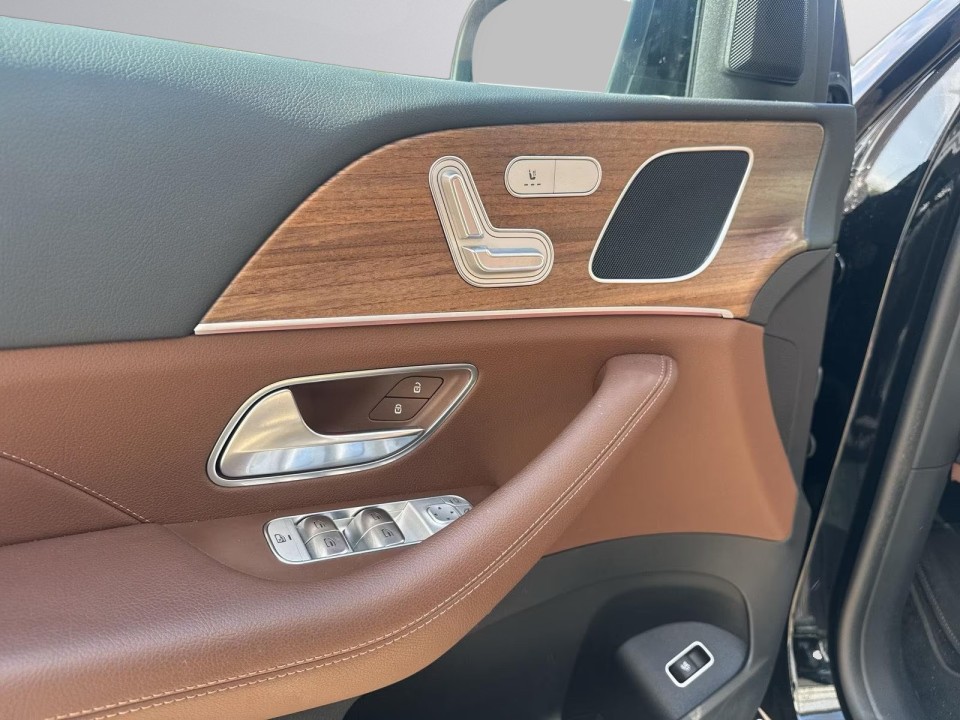 Mercedes-Benz GLE 300d 4MATIC - foto 17