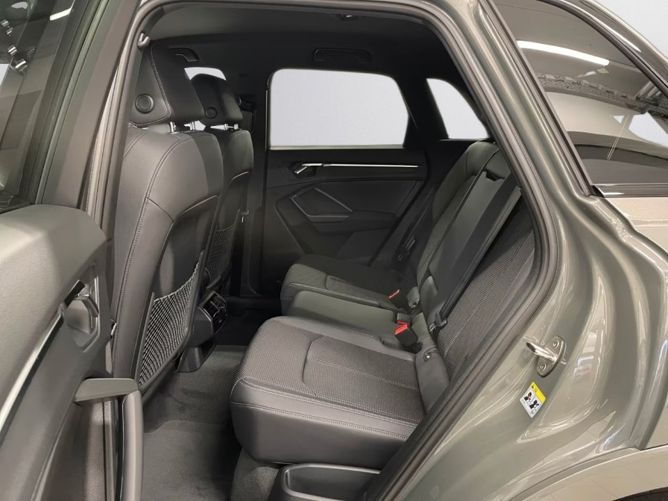 Audi Q3 40 TFSI Quattro S-line - foto 11