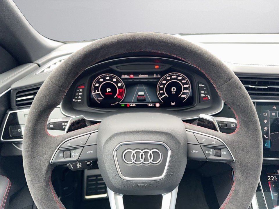 Audi RS Q8 - foto 19
