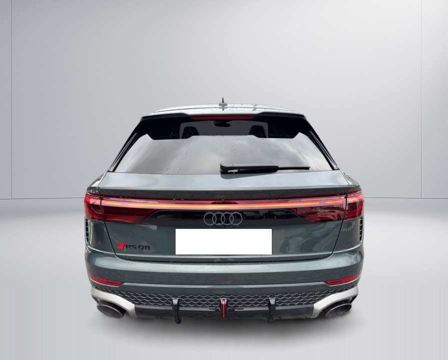 Audi RS Q8 (5)