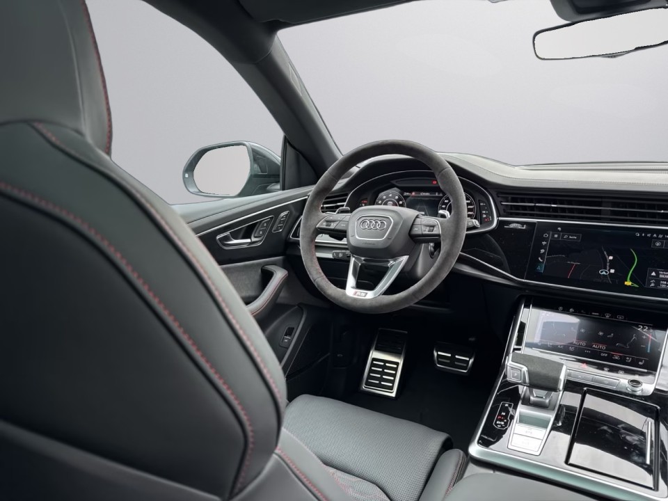 Audi RS Q8 - foto 18