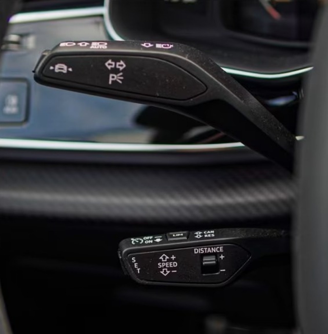 Audi RS Q8 - foto 7