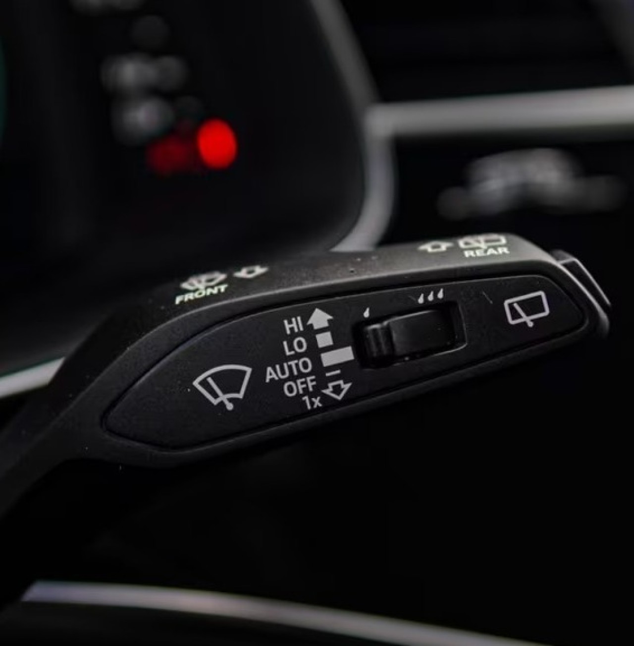 Audi RS Q8 - foto 8