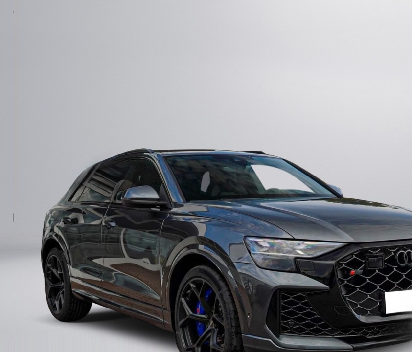 Audi RS Q8 (3)