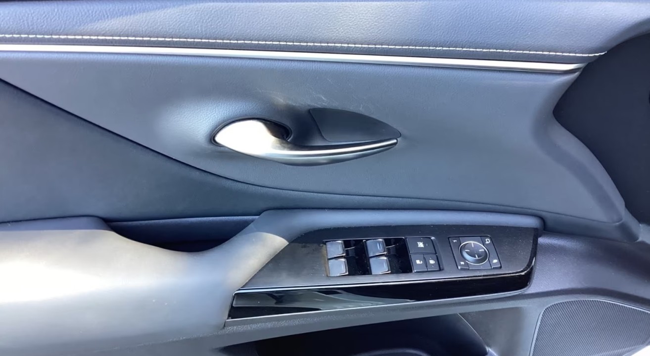 Lexus Seria ES 300h Business - foto 15