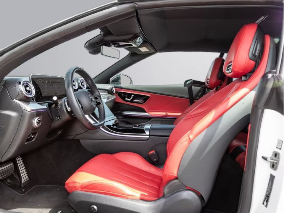 Mercedes-Benz CLE 300 4MATIC Cabrio AMG - foto 10