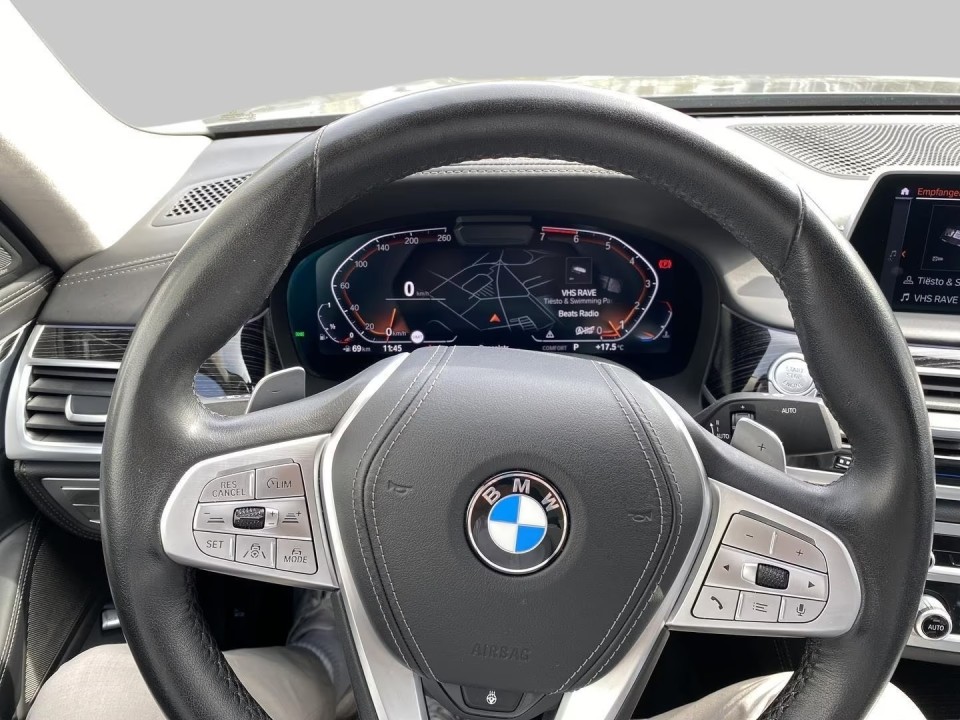 BMW Seria 7 750i xDrive M-Sport - foto 7