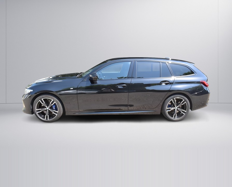 BMW Seria 3 M340d xDrive Touring (2)