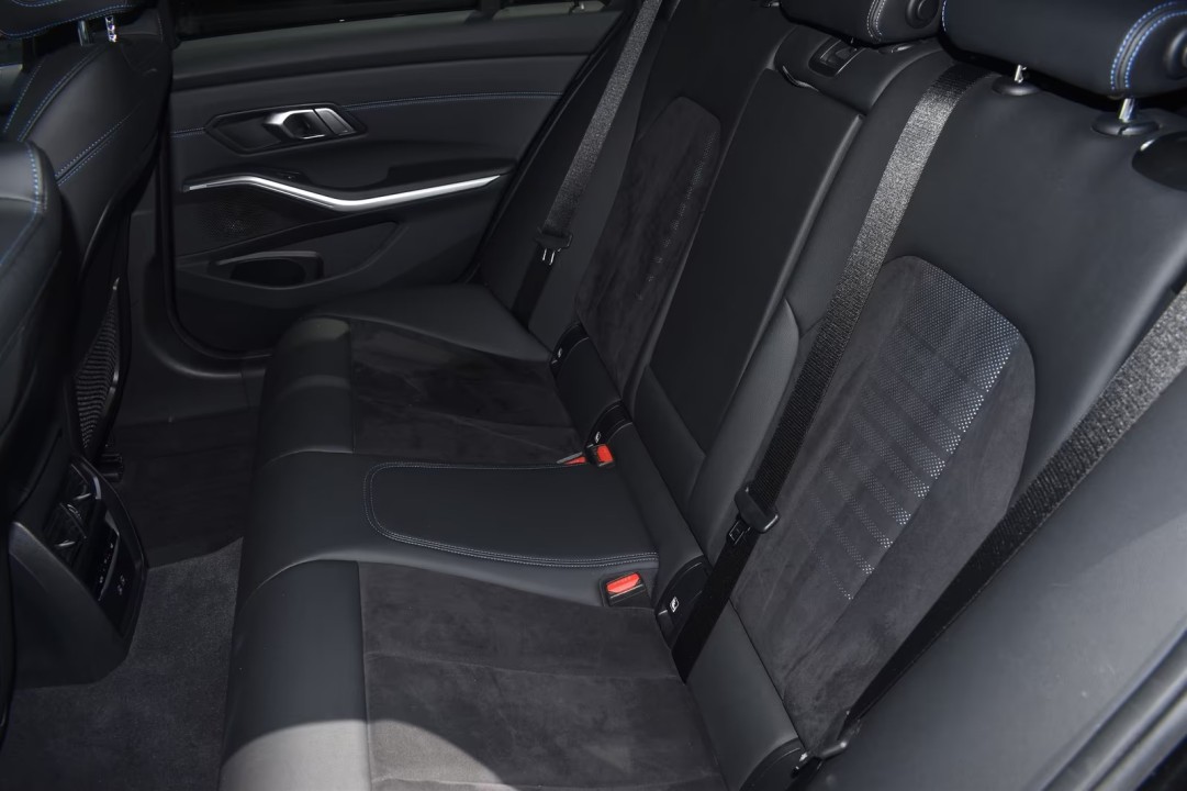 BMW Seria 3 M340d xDrive Touring - foto 15