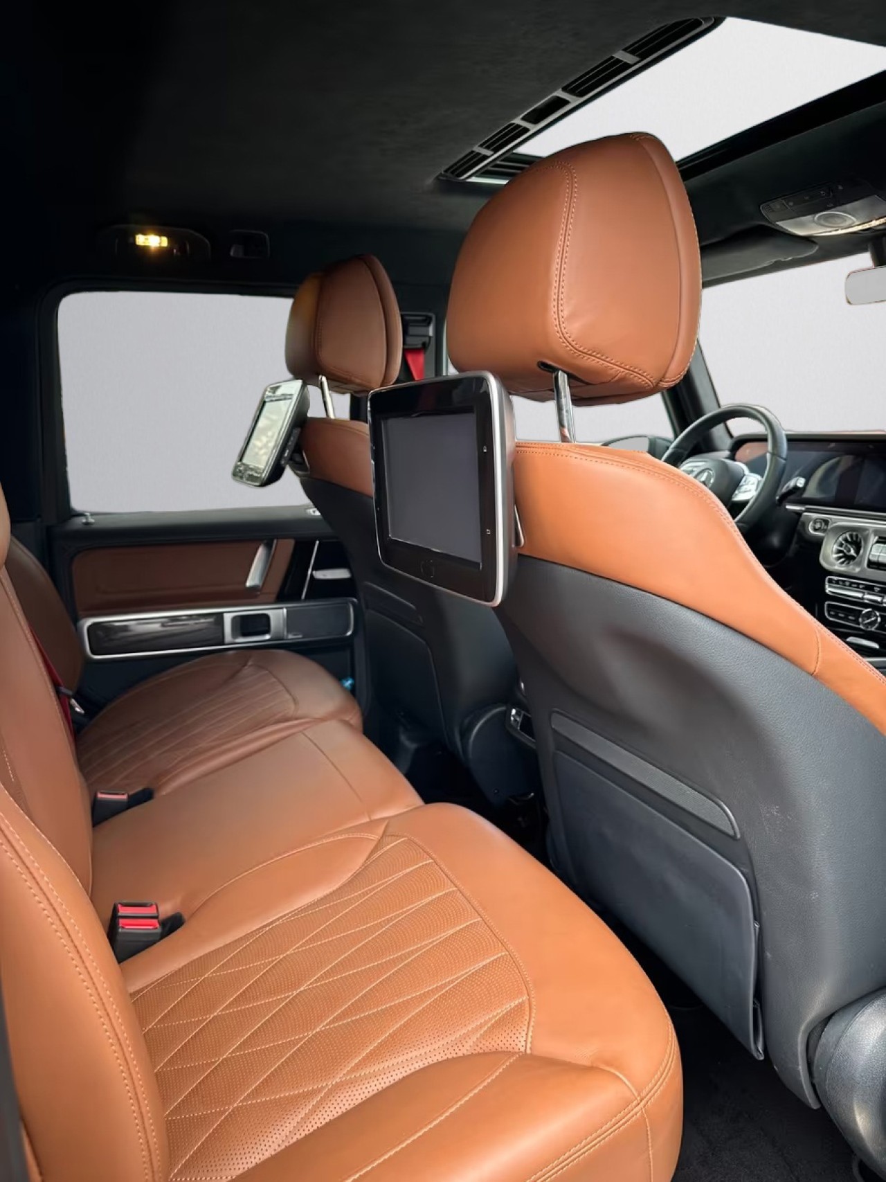 Mercedes-Benz G 400d AMG - foto 11